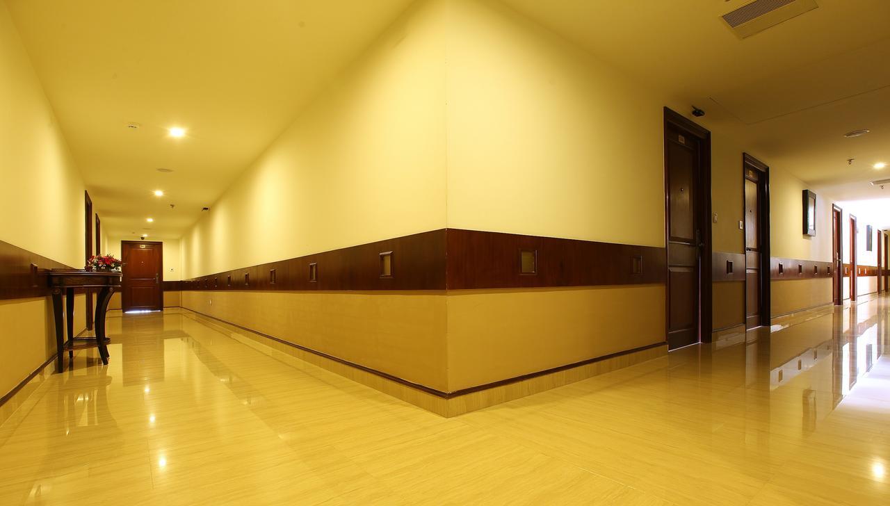 Lake Palace Trivandrum Vettutura Extérieur photo