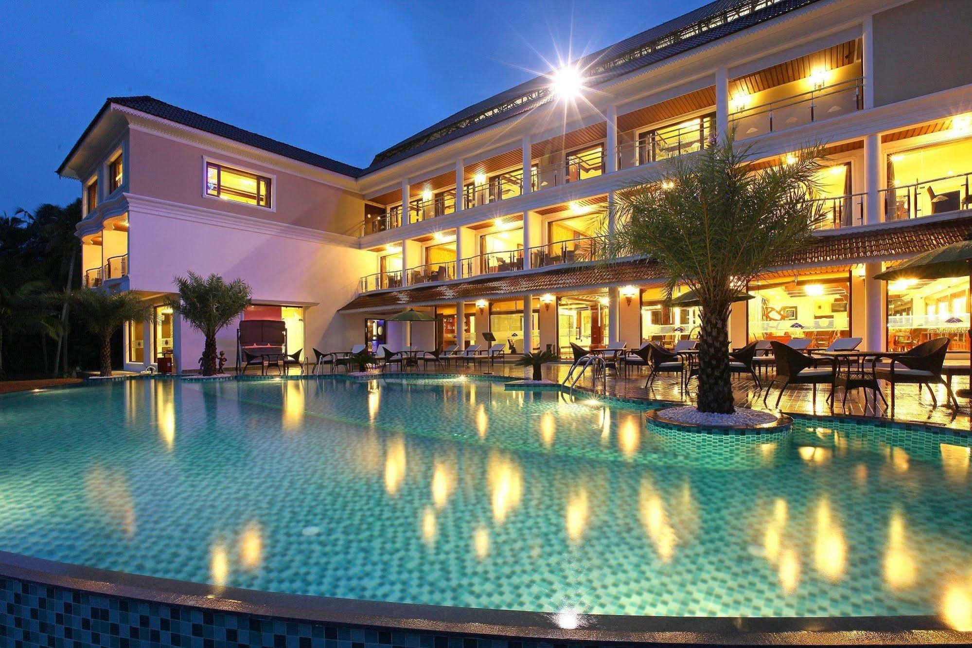 Lake Palace Trivandrum Vettutura Extérieur photo